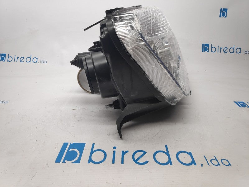 Farol Dacia Duster 10-13 Direito