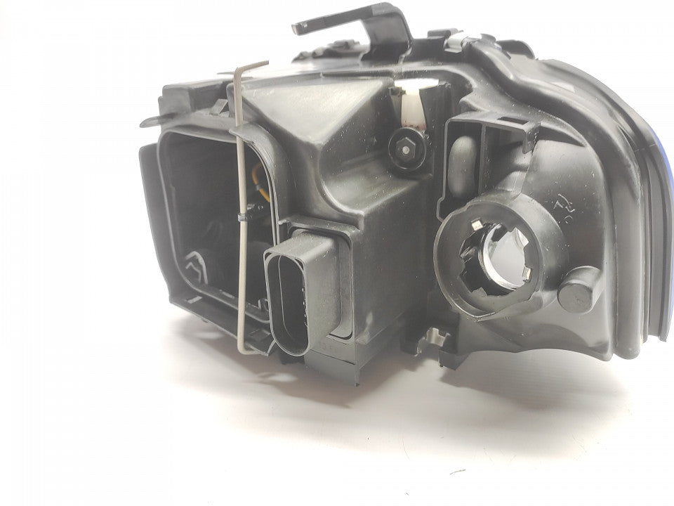 Farol Direito Audi A3 03-08