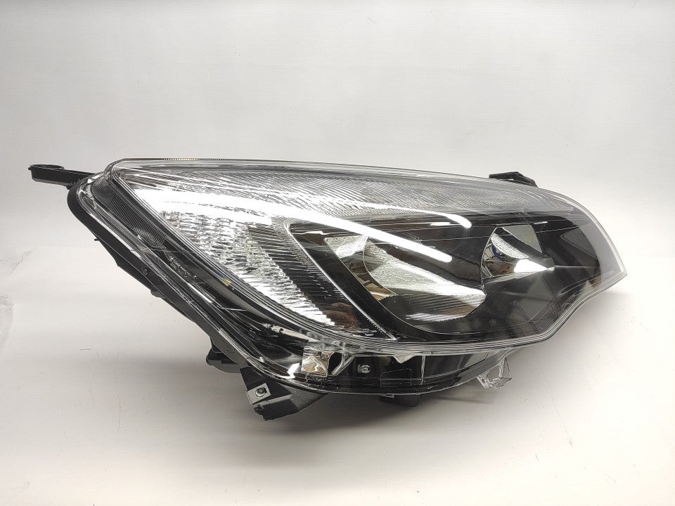 Farol Direito C/ Luz Diurna Opel Astra J 10-16 Mascara Preta