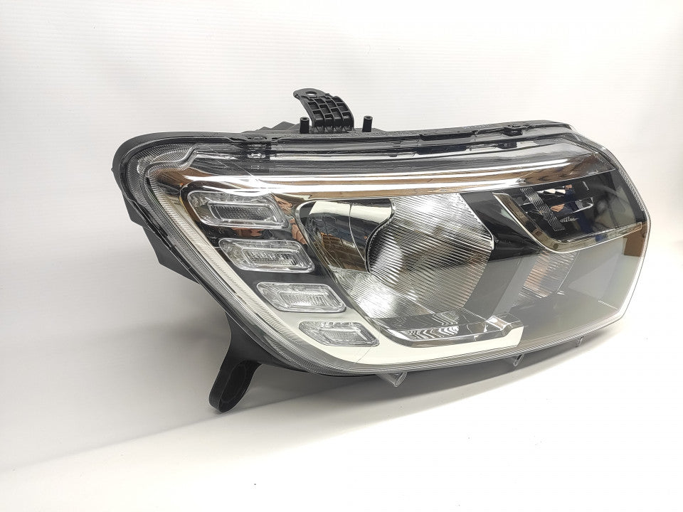 Farol Direito Dacia Logan II 17-