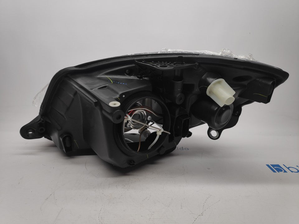 Farol Direito Eletrico Skoda Fabia 07-09