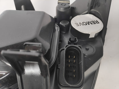 Farol Direito Ford Focus II 04-08