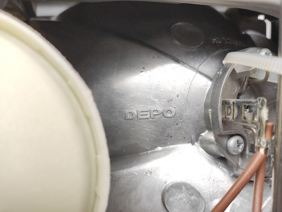 Farol Direito Mercedes Sprinter 95-00