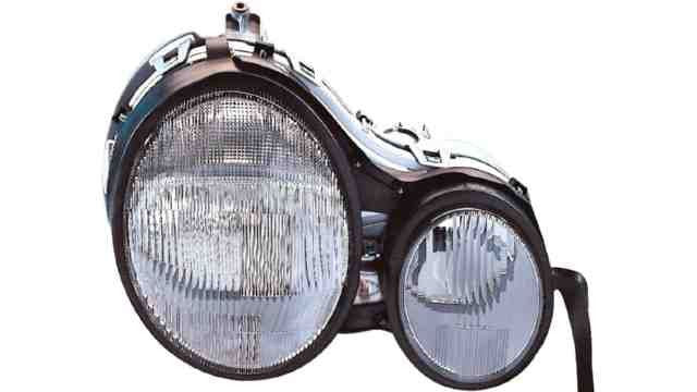 Farol Direito Mercedes W210 E Class 95-99