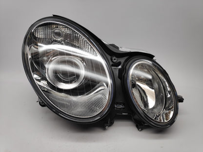 Farol Direito Mercedes W211 E Class 02-06