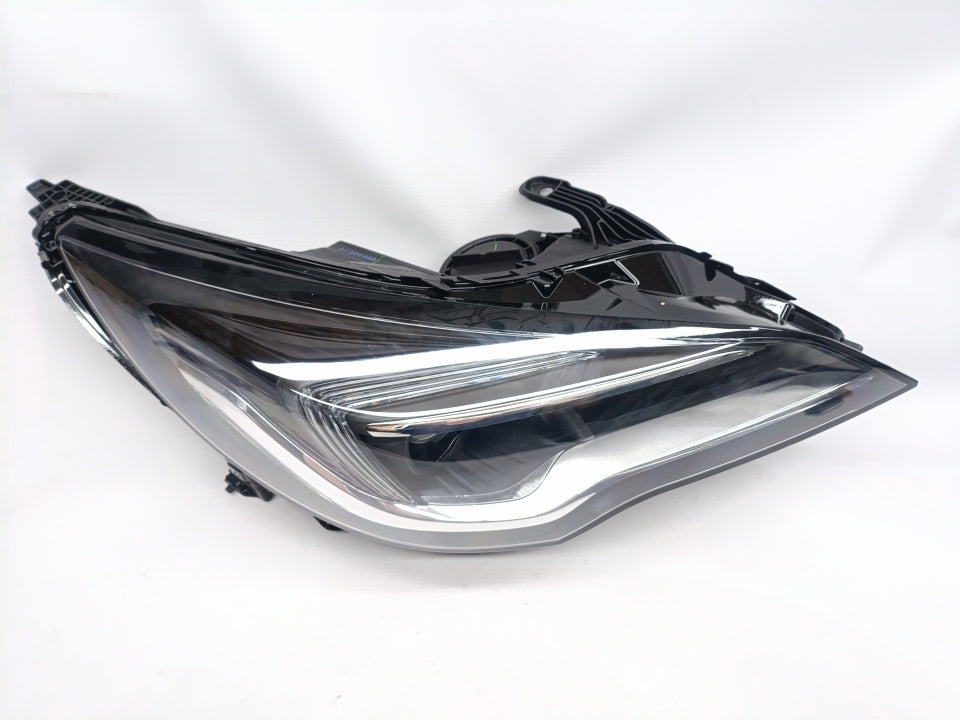 Farol Direito Opel Astra K 15-