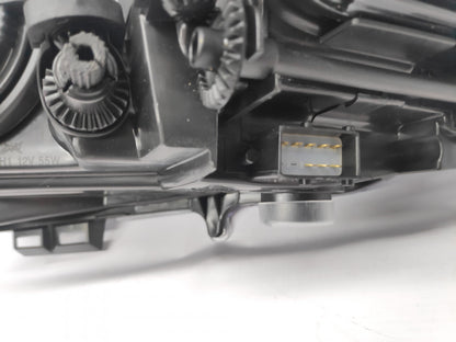 Farol Direito Opel Corsa D 06-11