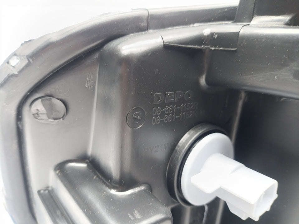 Farol Direito Suzuki Sx4 06-09