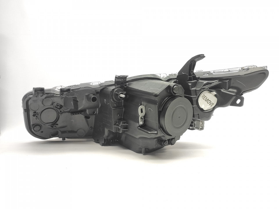Farol Direito Toyota Auris 15-19