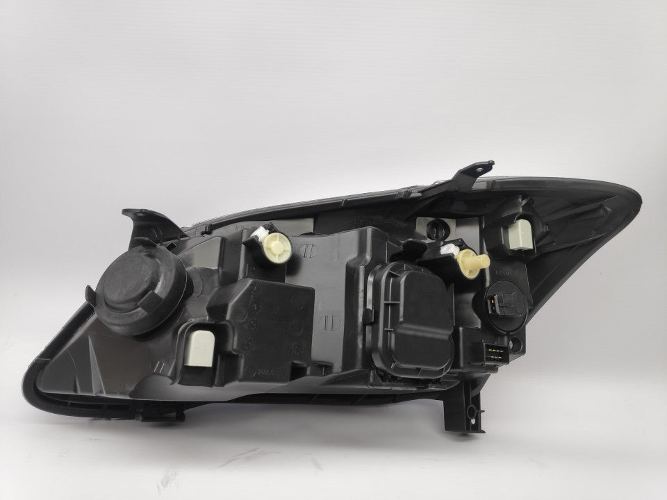Farol Direito Toyota Corolla Hatchback 3 / 5P 04-07