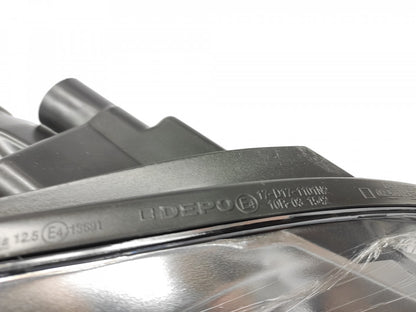Farol Direito Vw Golf V 03-08 Cromada