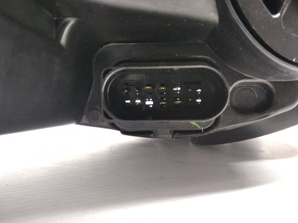 Farol Esquerdo Ford Focus C-Max 10-15