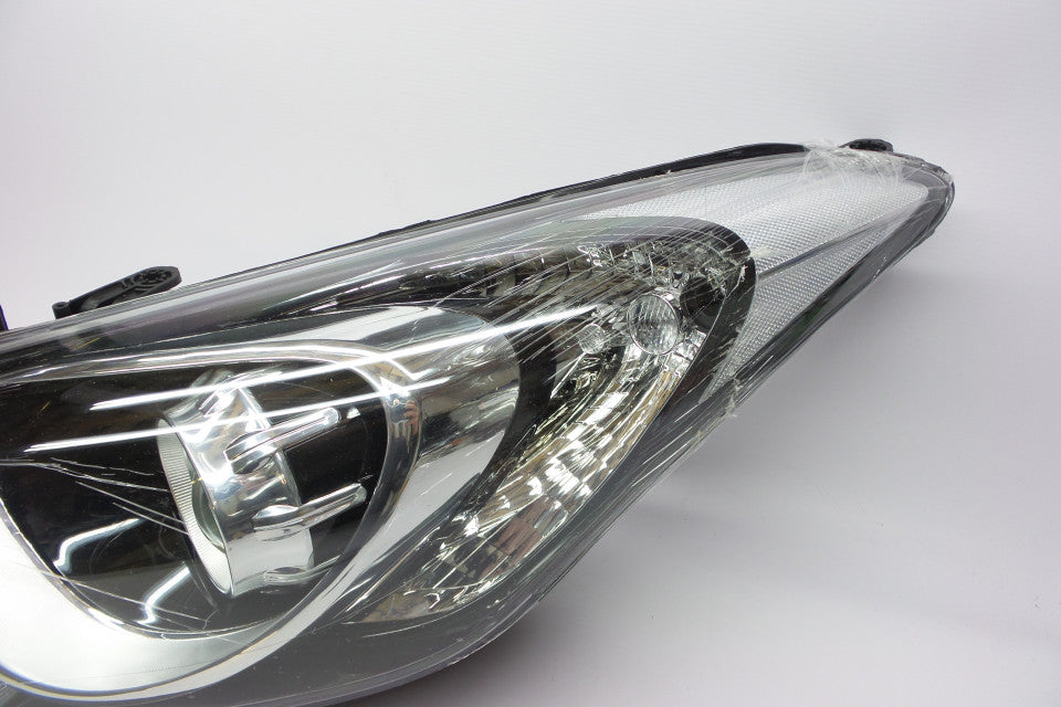 Farol Esquerdo Hyundai I30 12-15