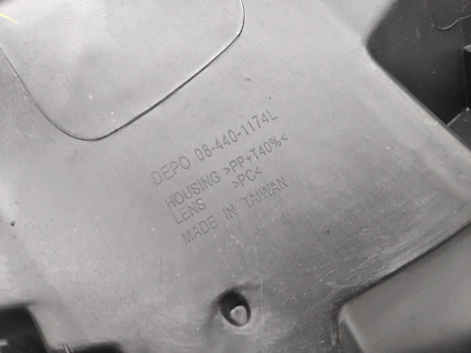 Farol Esquerdo Mercedes W169 A Class 08-12