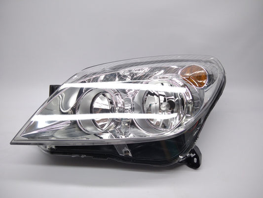 Farol Esquerdo Opel Astra H 07-11 Fundo Cromado