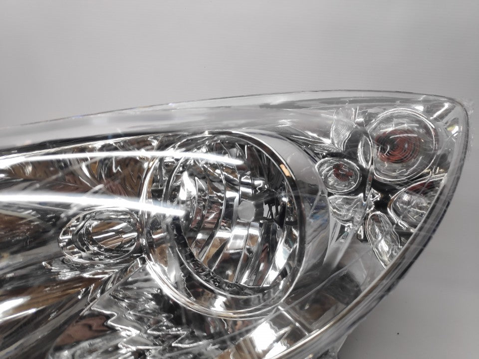 Farol Esquerdo Peugeot 308 07-11
