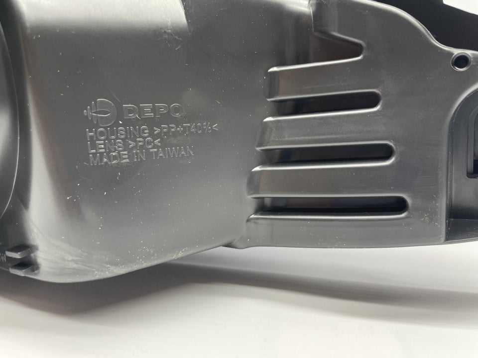 Farol Esquerdo Peugeot 308 11-13