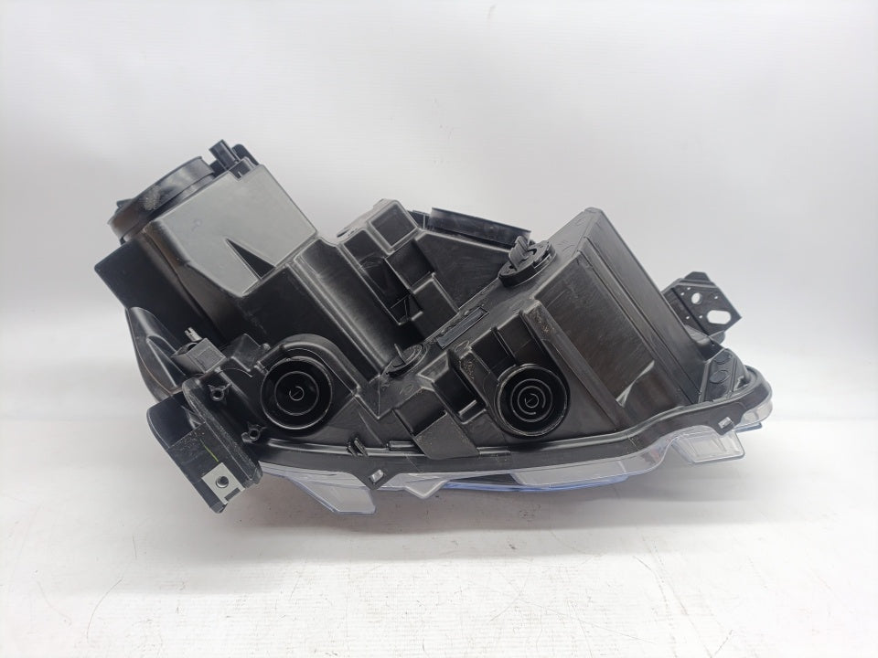 Farol Esquerdo Peugeot Partner 18-