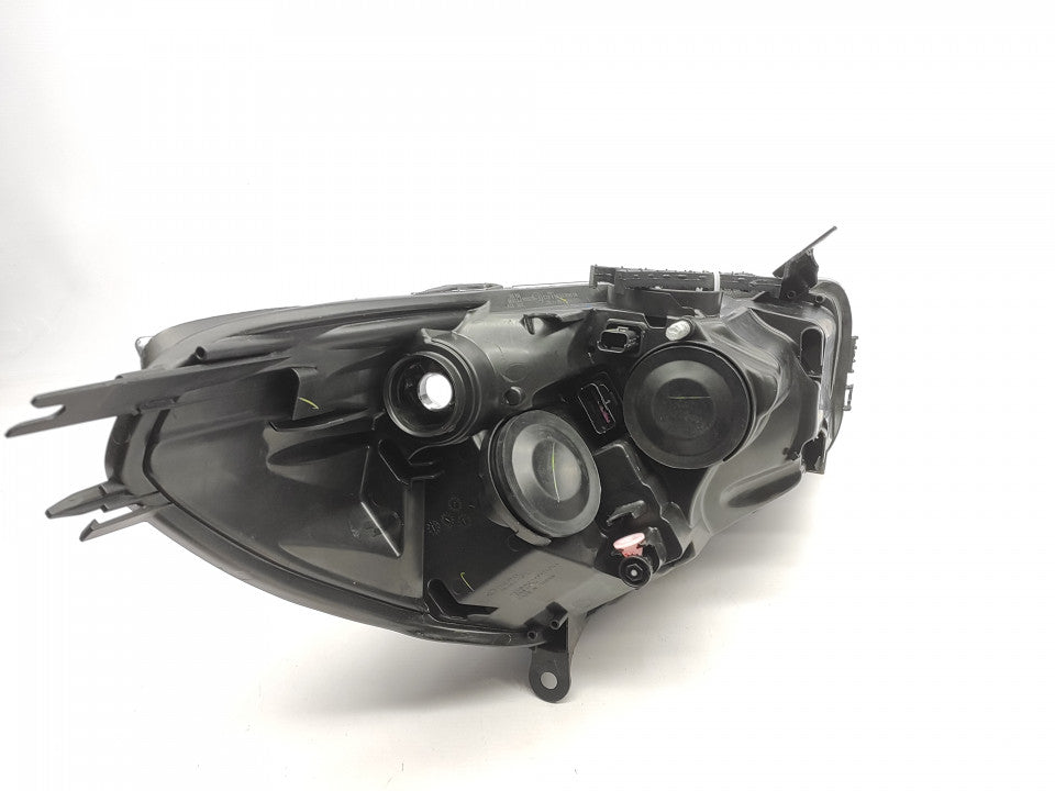 Farol Esquerdo Renault Clio IV 16-