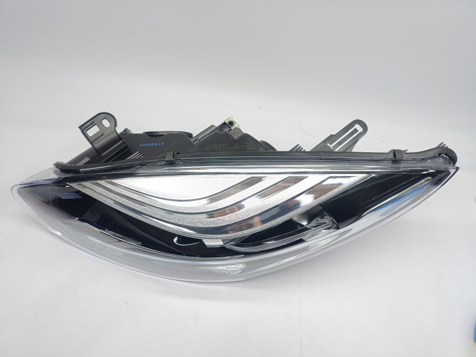 Farol Esquerdo Renault Megane III 14-