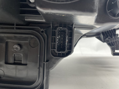 Farol Esquerdo Renault Megane IV 16-
