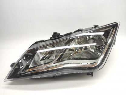 Farol Esquerdo Seat Leon 17-20