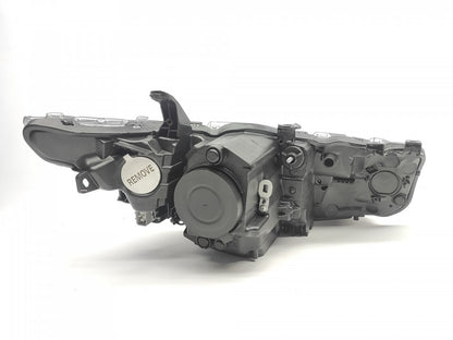 Farol Esquerdo Toyota Auris 15-19