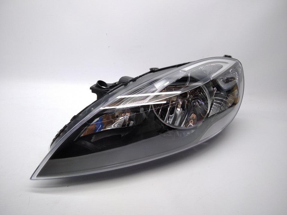 Farol Esquerdo Volvo V40 12-16