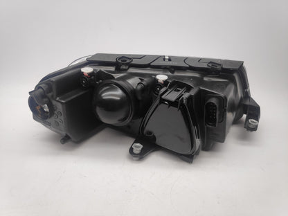 Farol Esquerdo Vw Passat B6 00-05