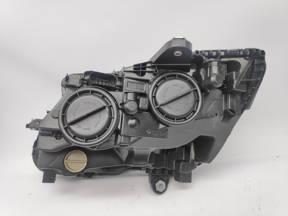 Farol Led Mercedes W205 C Class 14-20 Direito