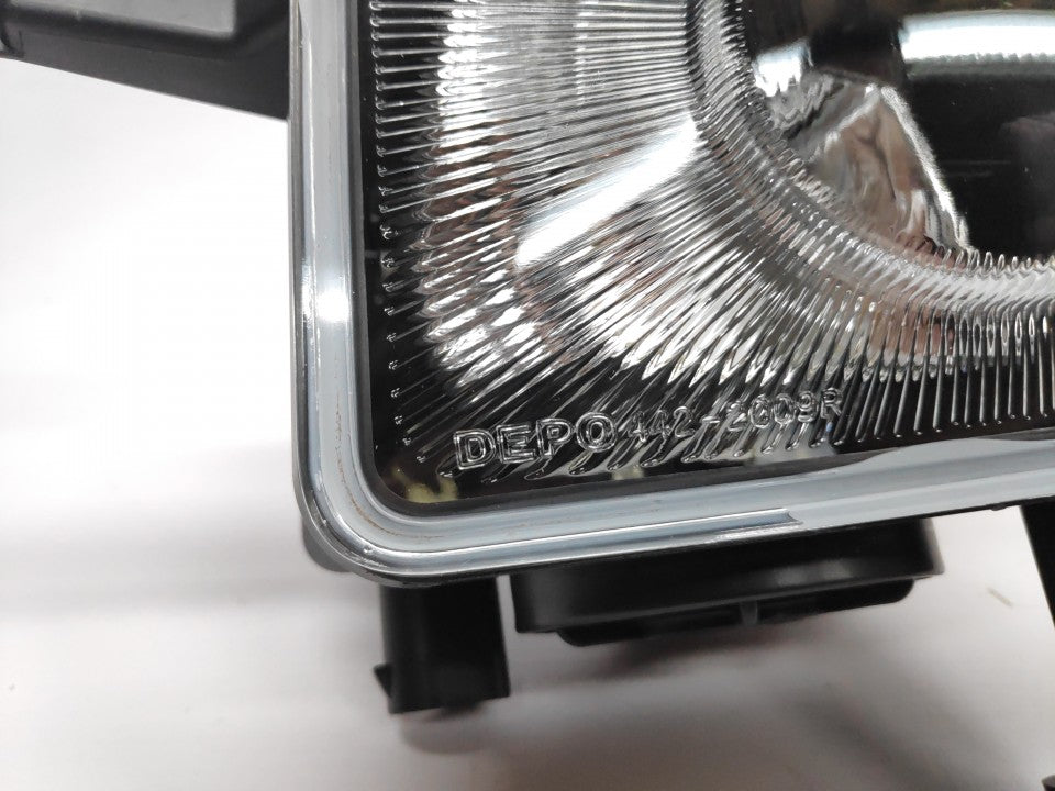 Farol Nevoeiro Direito Opel Corsa C 00-03