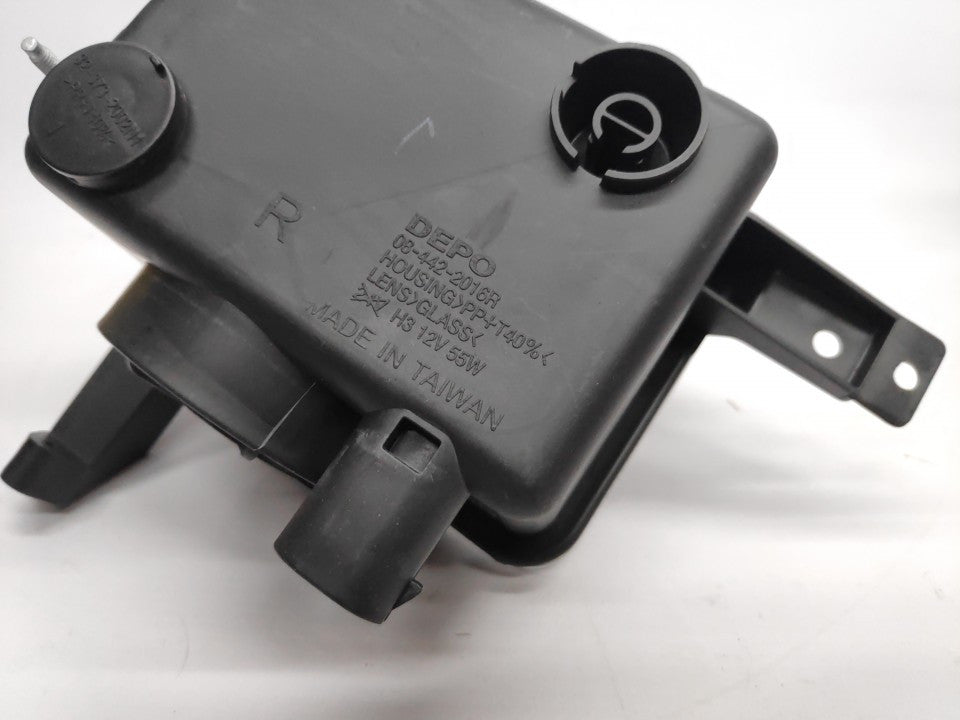 Farol Nevoeiro Direito Opel Corsa C 00-03