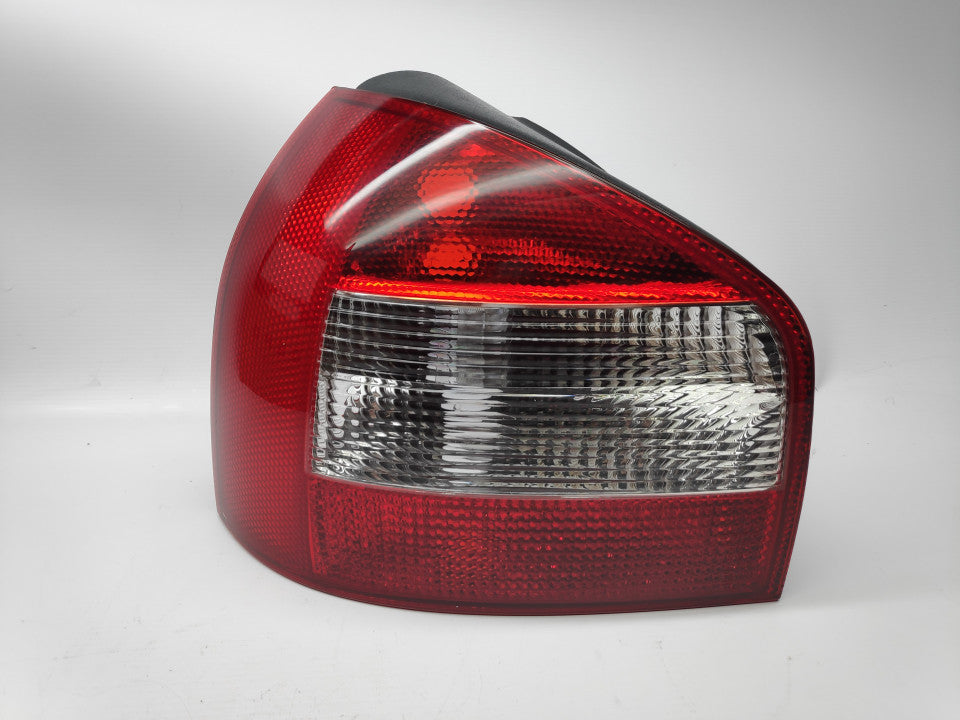 Farolim Esquerdo Audi A3 00-03