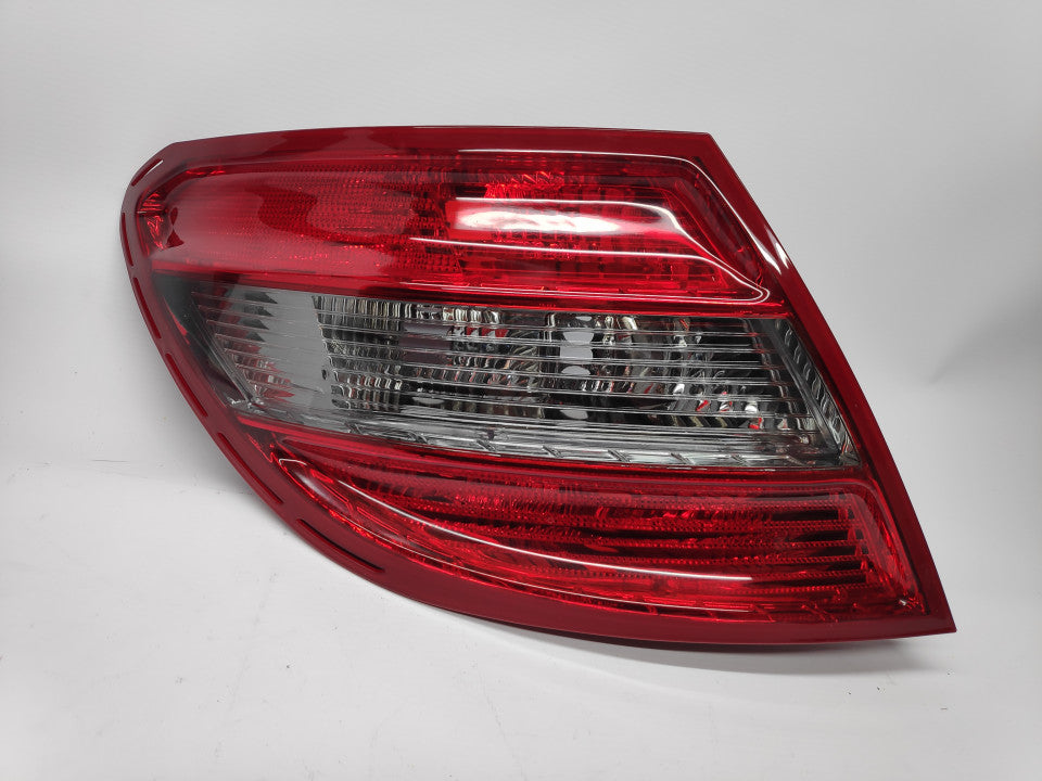 Farolim Esquerdo Fumado Mercedes W204 C Class Berlina 07-10