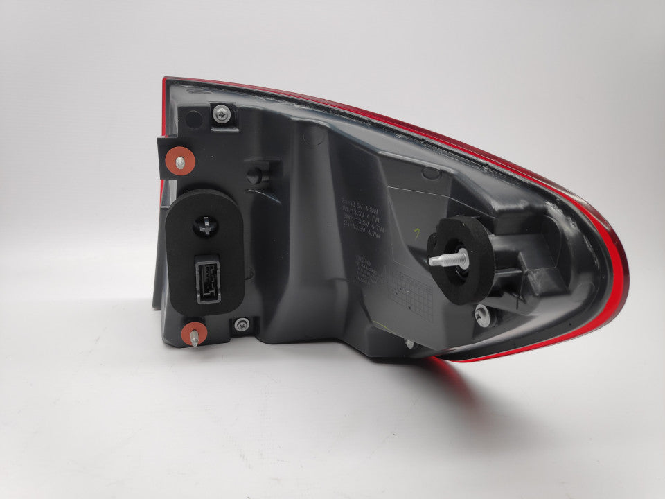 Farolim Esquerdo Led Bmw S-5 F11 Wagon 10-13