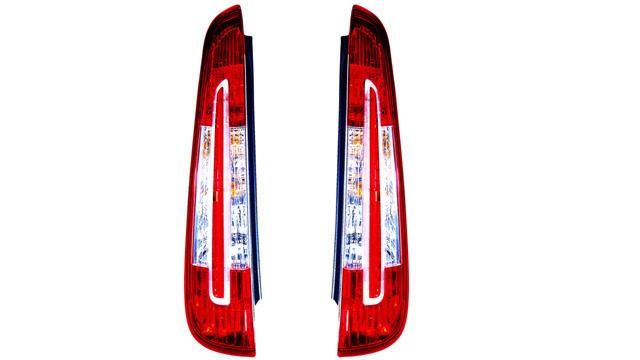Farolim Esquerdo Led Ford Focus C-Max 07-10