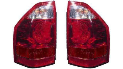 Farolim Esquerdo Mitsubishi Montero / Pajero 03-06