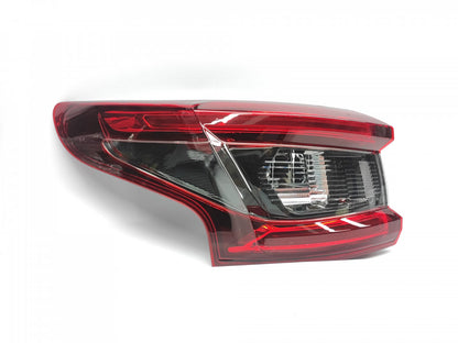 Farolim Esquerdo Nissan Qashqai 17-