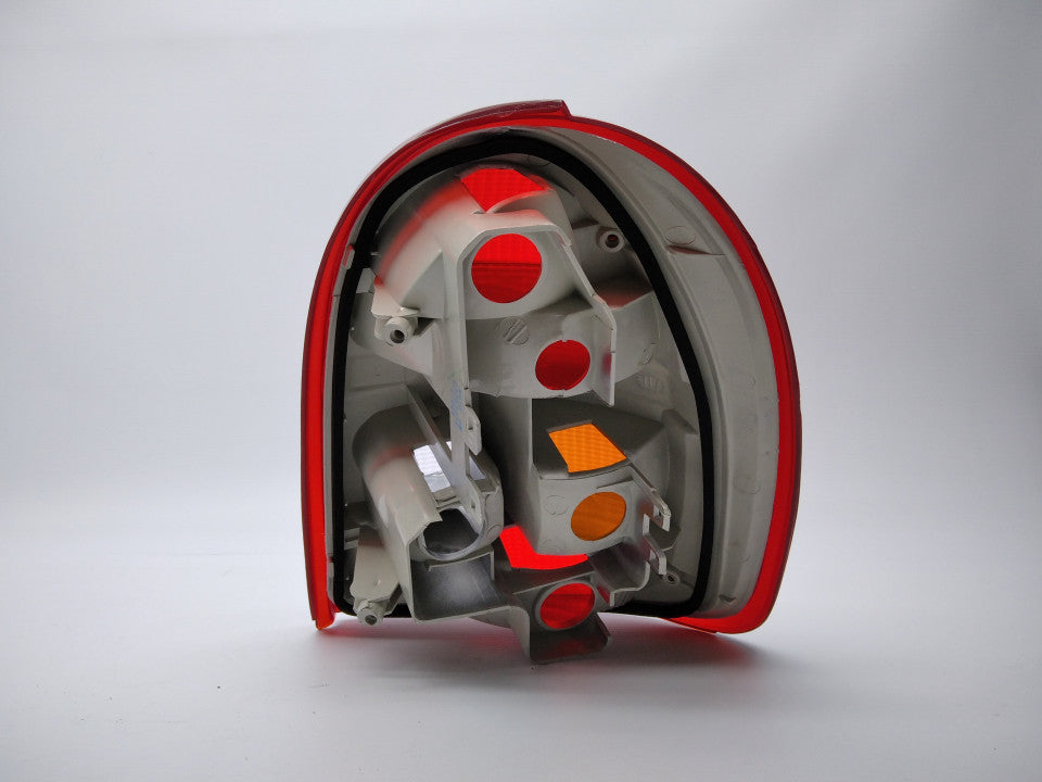 Farolim Esquerdo Opel Corsa B 3P 93-00