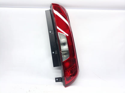 Farolim Tras Direito Fiat Doblo 1P 15-