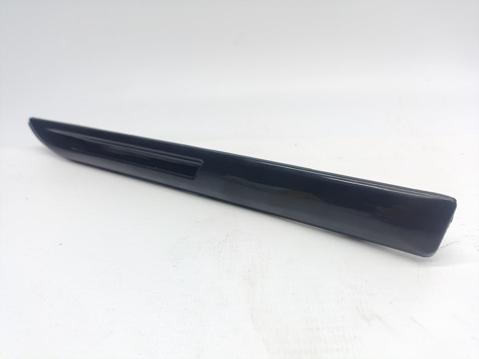 Friso Guarda-Lamas Renault Megane IV 16-22 Preto Esquerdo