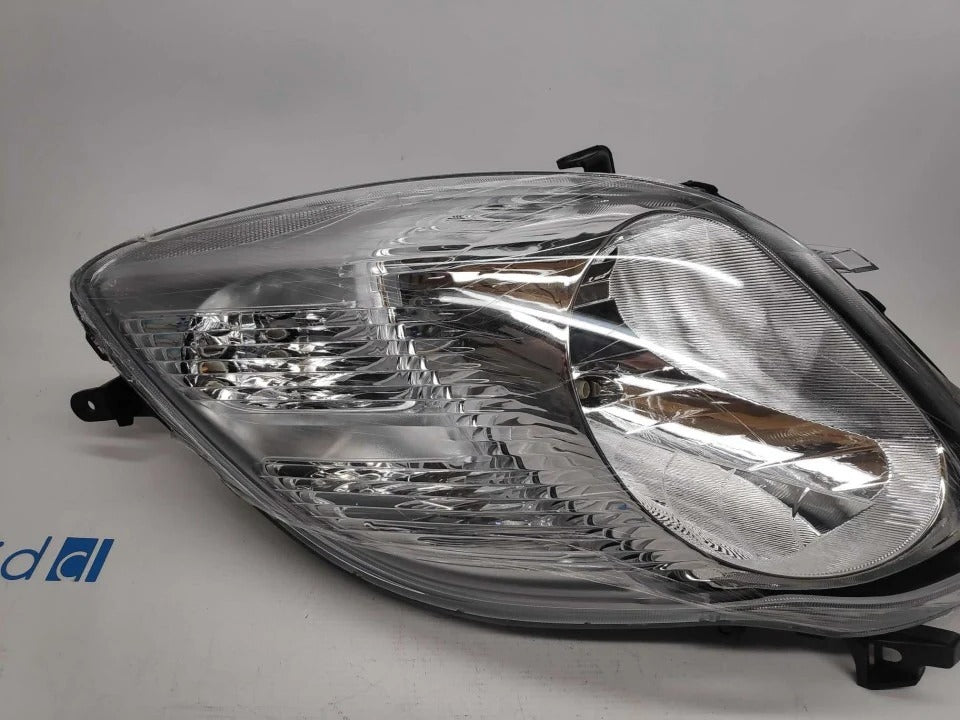 Farol Direito Toyota Yaris 09-10