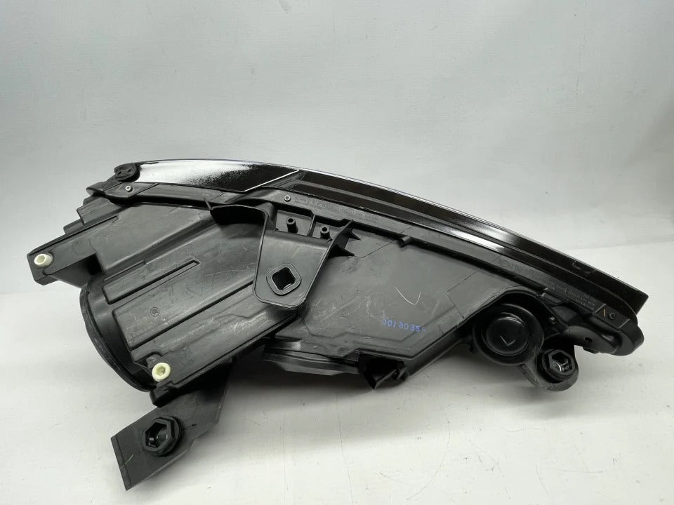 Farol Direito Audi A3 2012 a 2016