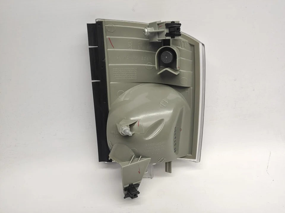 Pisca Direito Mitsubishi Canter Fuso 05-