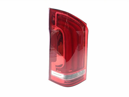 Farolim Direito Mercedes V Class W447 14-