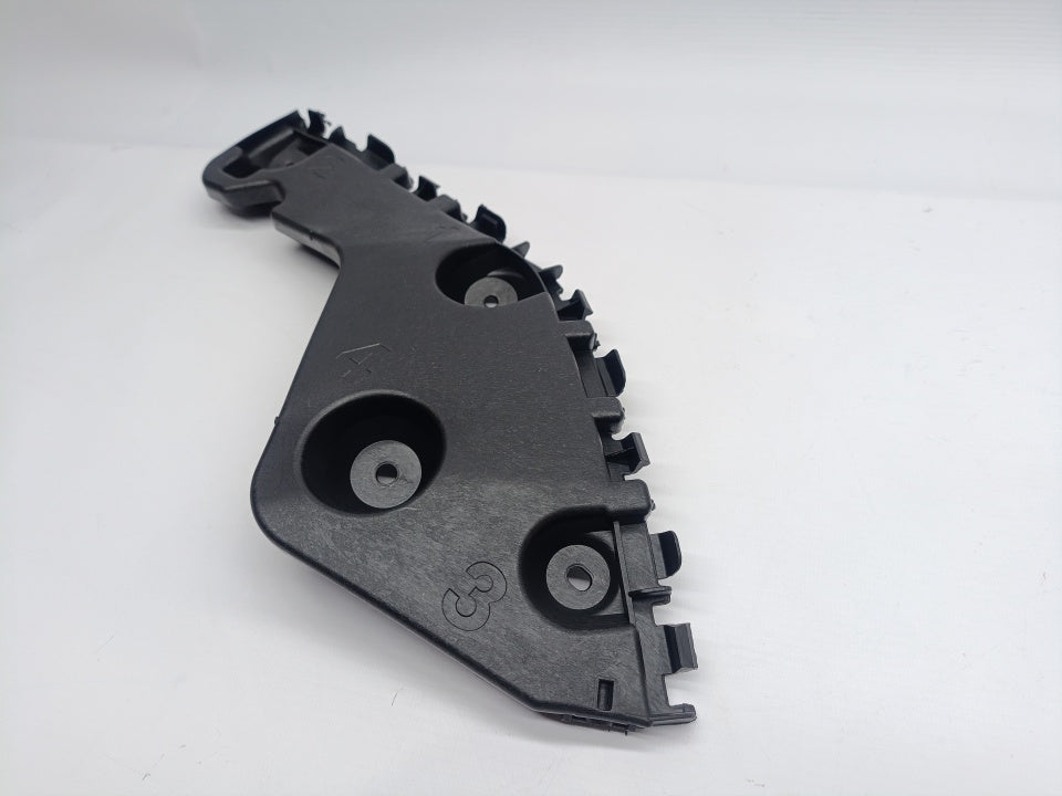 Guia Plastica Para Choques Tras Direita Dacia Duster 10-18