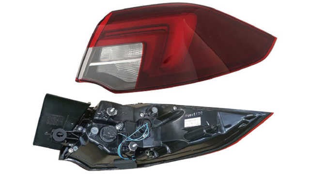 Farolim Direito Opel Insignia 17-