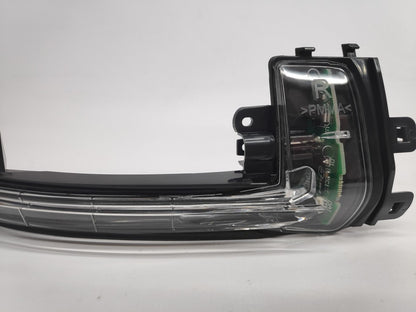 Pisca de Espelho Direito Audi A3 3P 2012