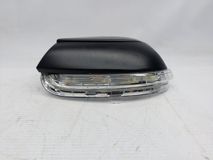 Pisca de Espelho Direito Volkswagen Jetta | 10-14