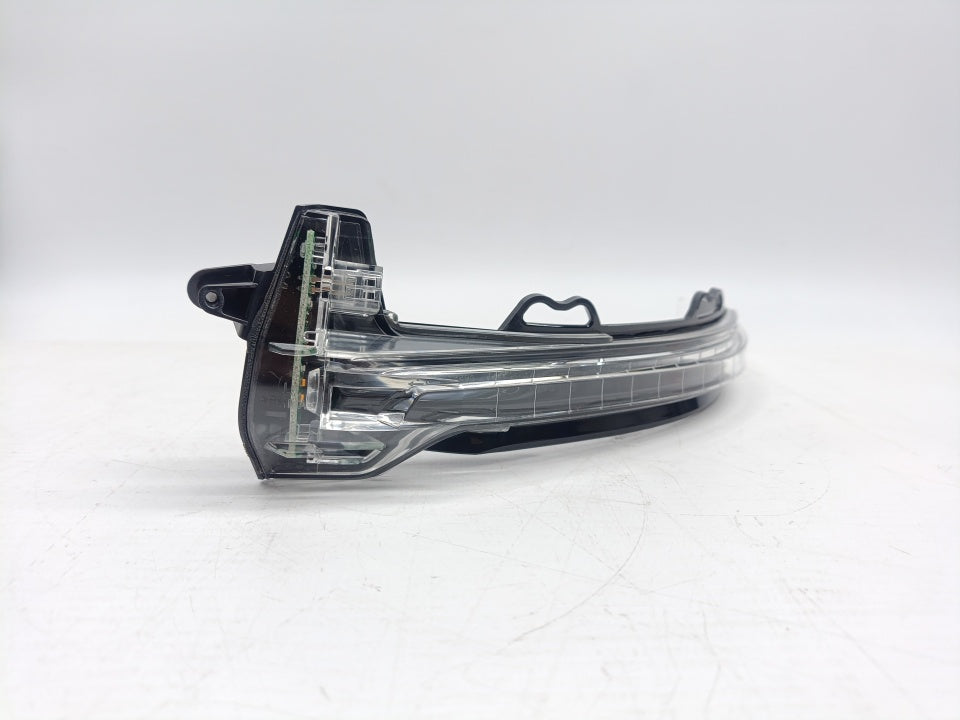 Pisca de Espelho Esquerdo Audi A4 15-